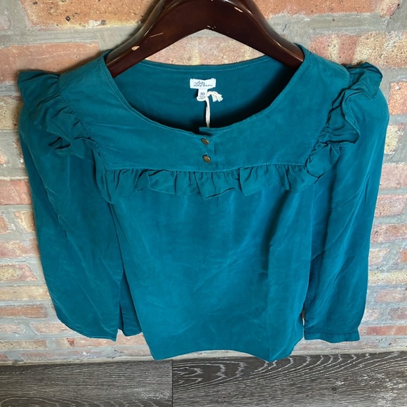L.L.Bean Signature emerald green 100%Silk ruffle detail long sleeve shirt - Picture 6 of 13